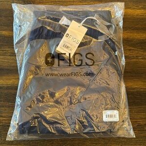 Figs Uman jogger brand new and still in packaging!